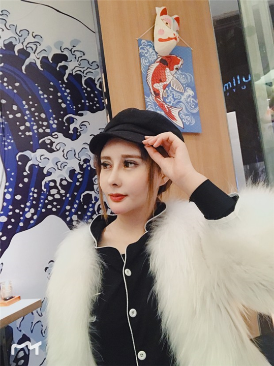 网红曹玮