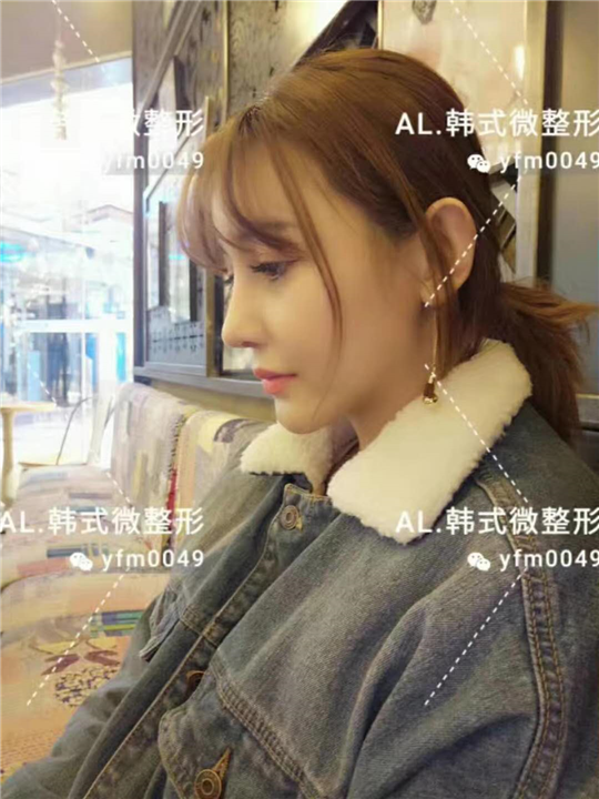 美拍网红方佐佐
