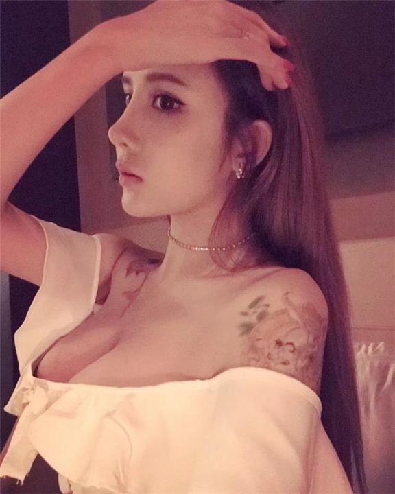 AL
