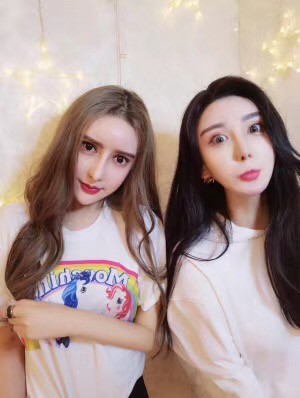 网红曹玮