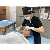 初丽医生微整形
