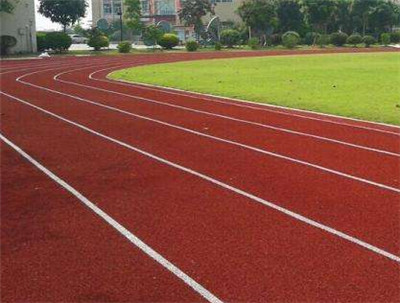 新疆巴音郭楞混合型塑胶跑道|新疆阿勒泰塑胶球场 