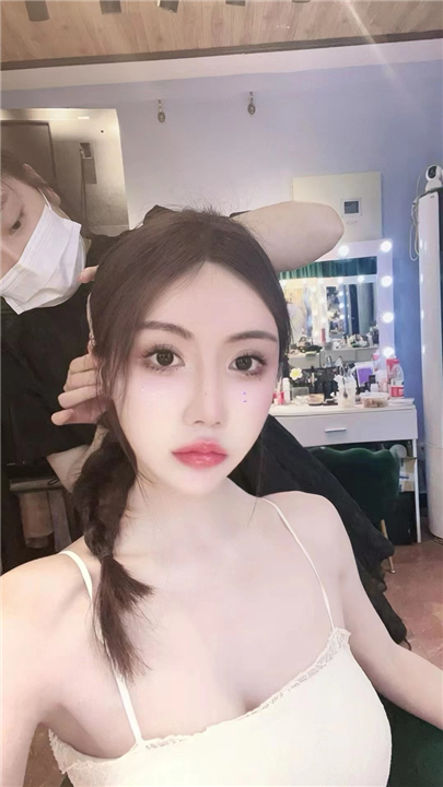 詹娜芝