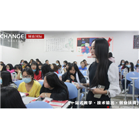 云南半**纹眉、云南半**定妆 
