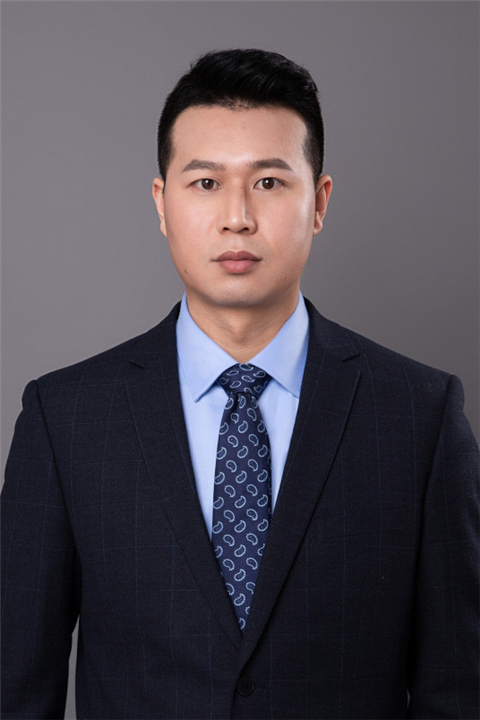 上海梁亮医生隆鼻整形