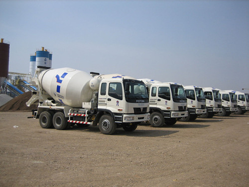 辽宁沈阳二手水泥搅拌车回收出售搅拌车 