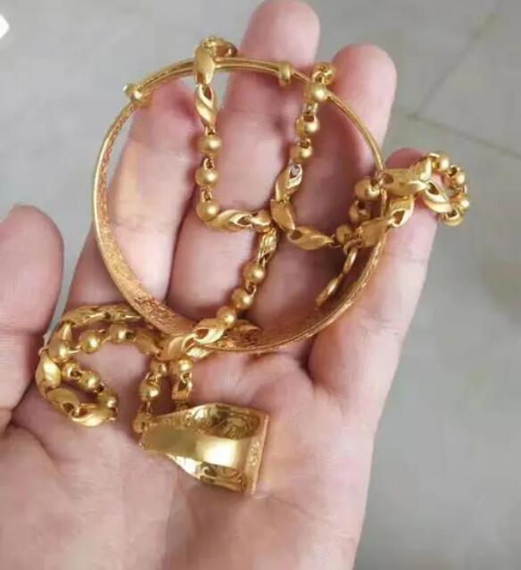 胶州黄金回收分享黄金为什么会变白