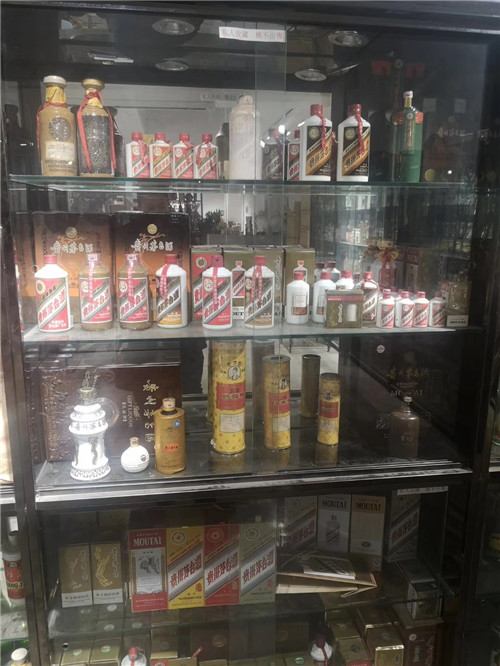 烟台回收烟酒新铂晶苏烟虫草询价电话多少
