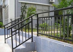 深圳锌钢铁艺楼梯扶手价格 