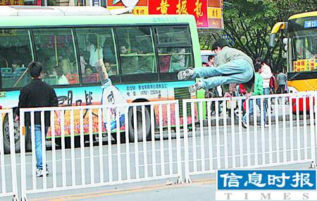 韶关道路栏杆|肇庆道路护栏价格 