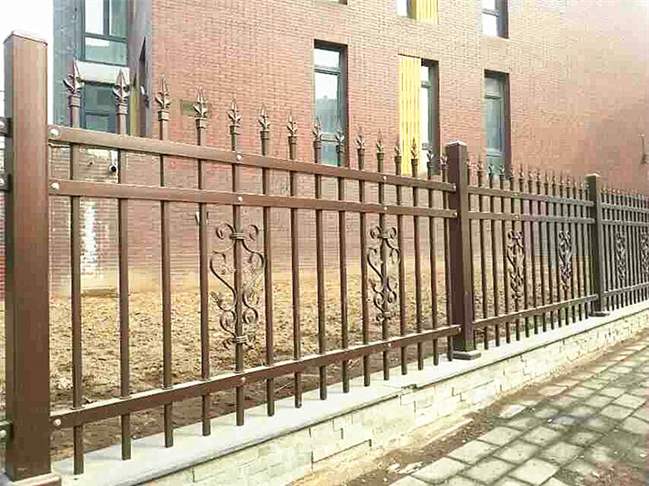 深圳铝艺阳台栏杆厂家