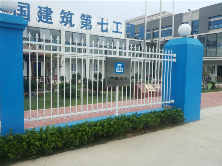 深圳工业园围墙护栏 铁艺栏杆定做 