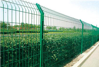 深圳网片围栏 公路护栏网直销 