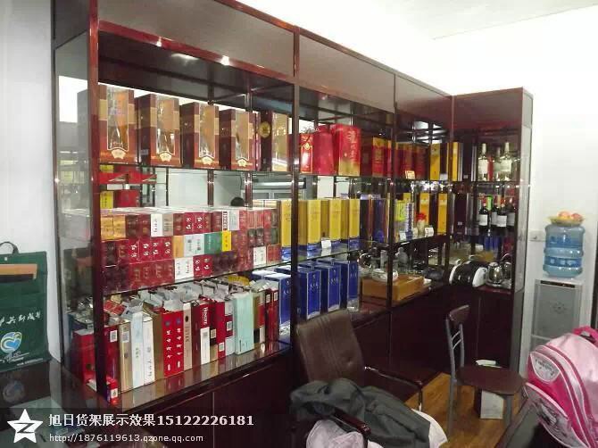 宏达钛合金展柜 
