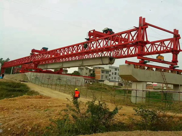 山东菏泽架桥机厂家120t30m架桥机发货