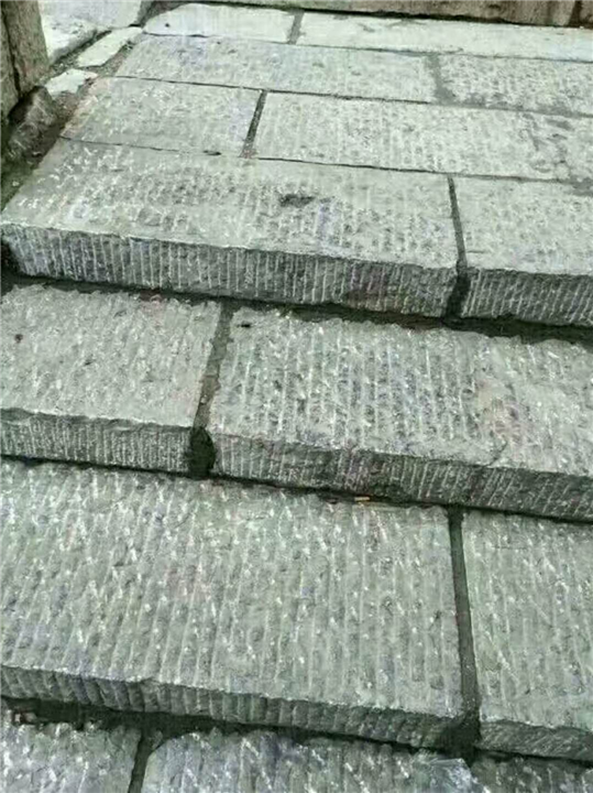 山东青石錾道面