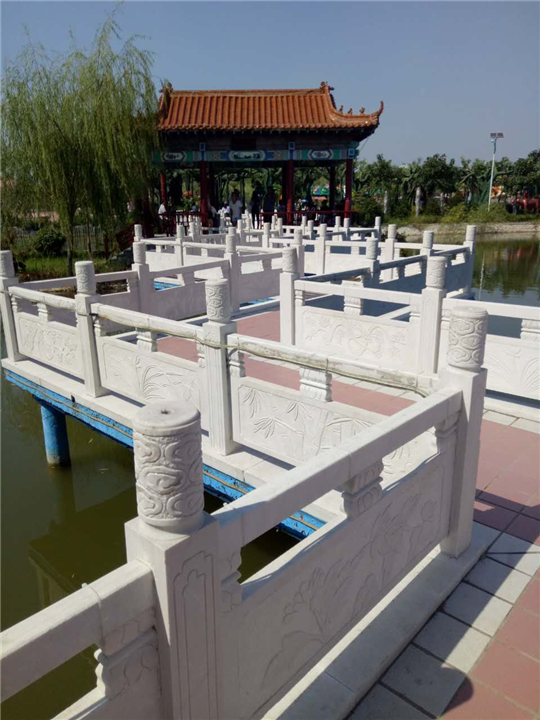 山东**石栏板，青石栏板，厂家