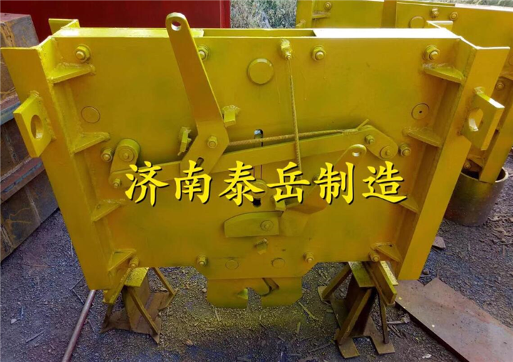 自动脱钩器