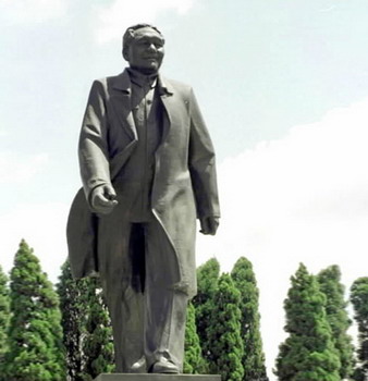 **河北曲阳仿古雕刻生产厂家价格报价1