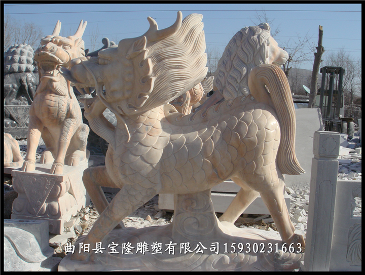 晚霞红石雕麒麟大理石雕刻麒麟辟邪麒麟雕塑