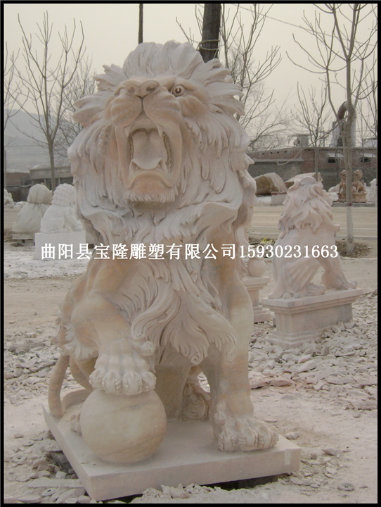 晚霞红蹲狮子石雕狮子现代狮子雕刻狮子雕塑