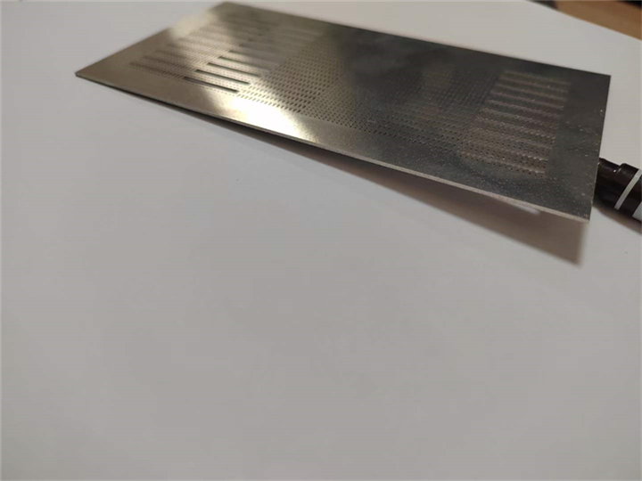 超薄铝片激光切割硅钢片激光打孔微孔小孔加工来图定制
