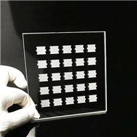 微纳切割K9玻璃窗口厚0.03超薄石英玻璃异型切割打穿孔盲孔