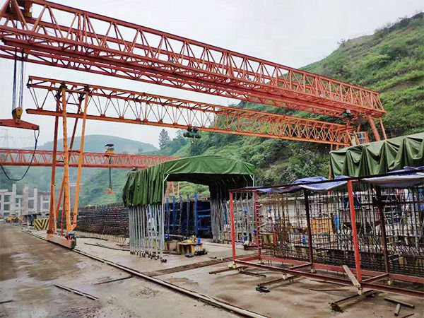 湖南益阳160吨龙门吊厂家用于桥梁建设