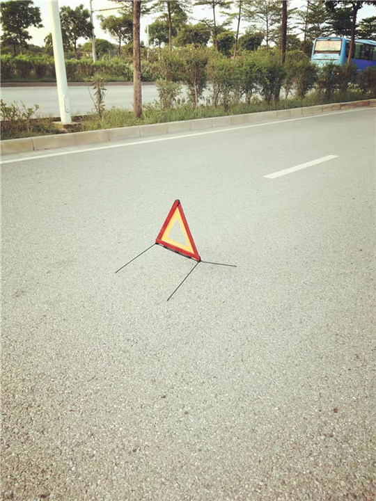南宁24小时道路救援拖车服务电话