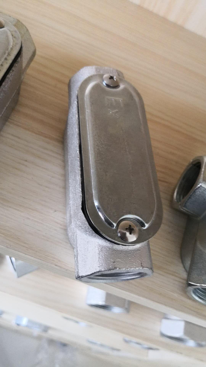 专业BHC系列不锈钢粉尘防爆穿线盒 