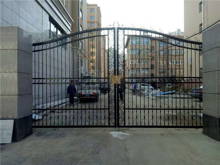铁艺门 