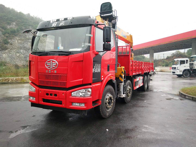解放牌14吨16吨随车起重运输车
