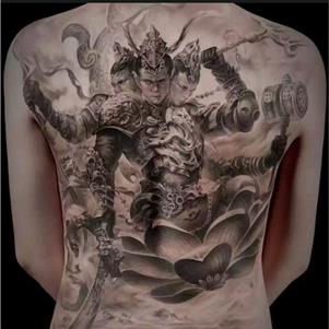 石狮纹身