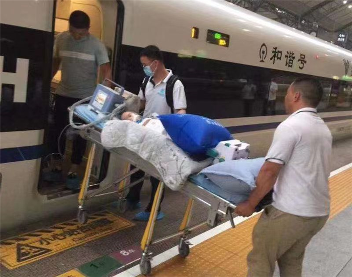 成都120急救车出租，成都120急救车