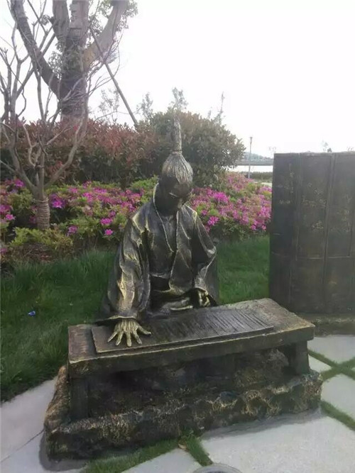 铜雕设计多少钱 