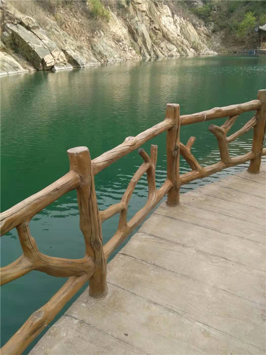 济南仿木栏杆价格