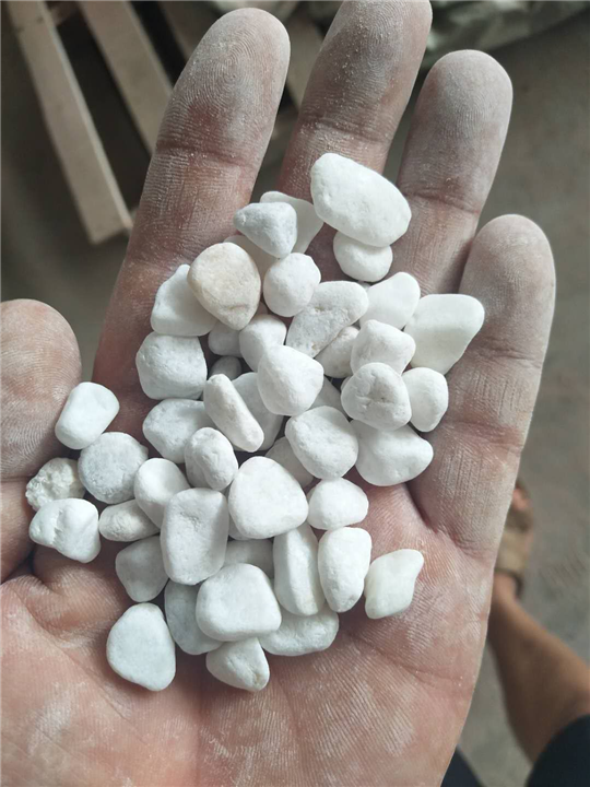 机制白色鹅卵石零售
