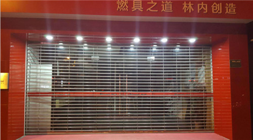 不锈钢穿管门
