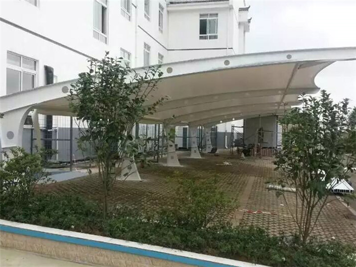 深圳七字式停车棚厂家