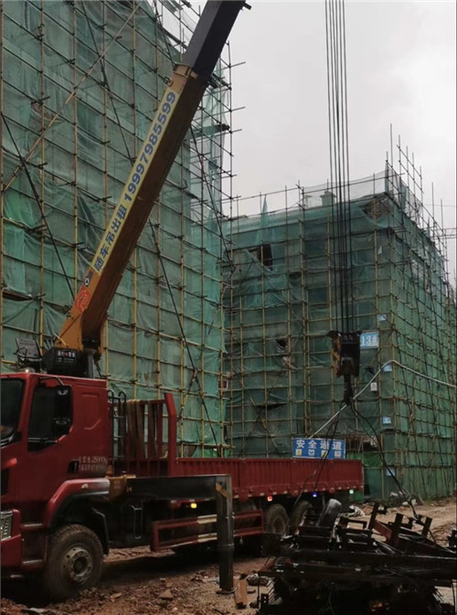 深圳坑梓吊车租赁吊家具一天多少钱