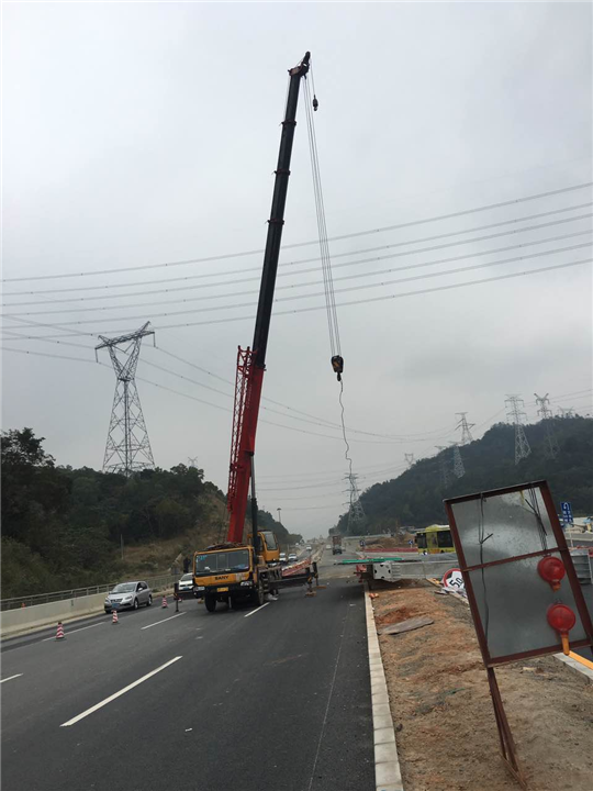 横岗吊车出租