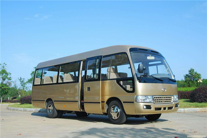 上海考斯特旅游包车价格