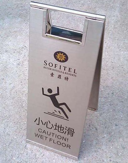东莞玻璃背景uv平板打印喷绘多少钱 