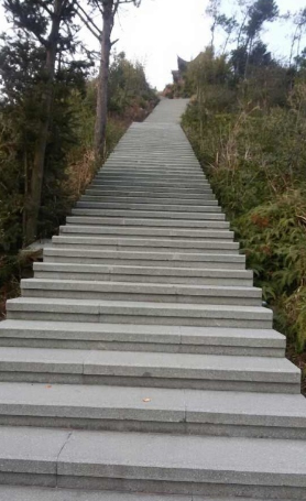 四川路沿石加工厂