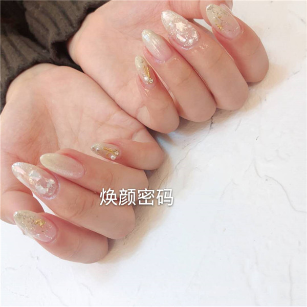 美甲