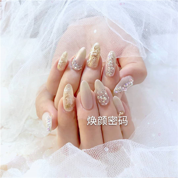 美甲