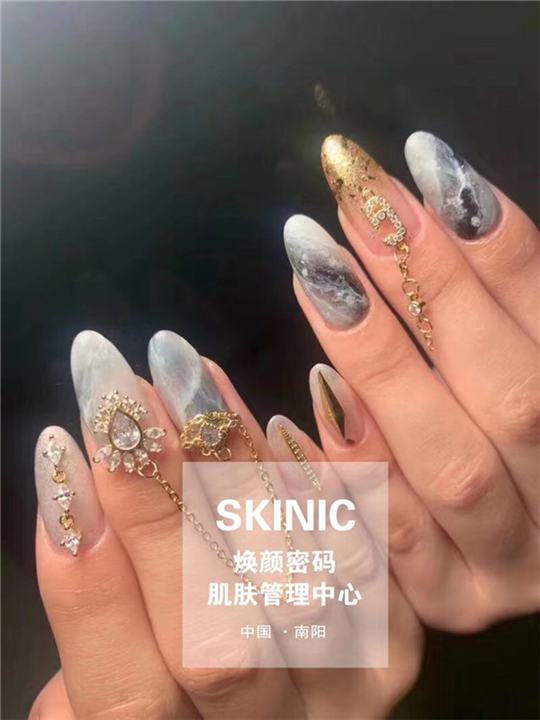 美甲