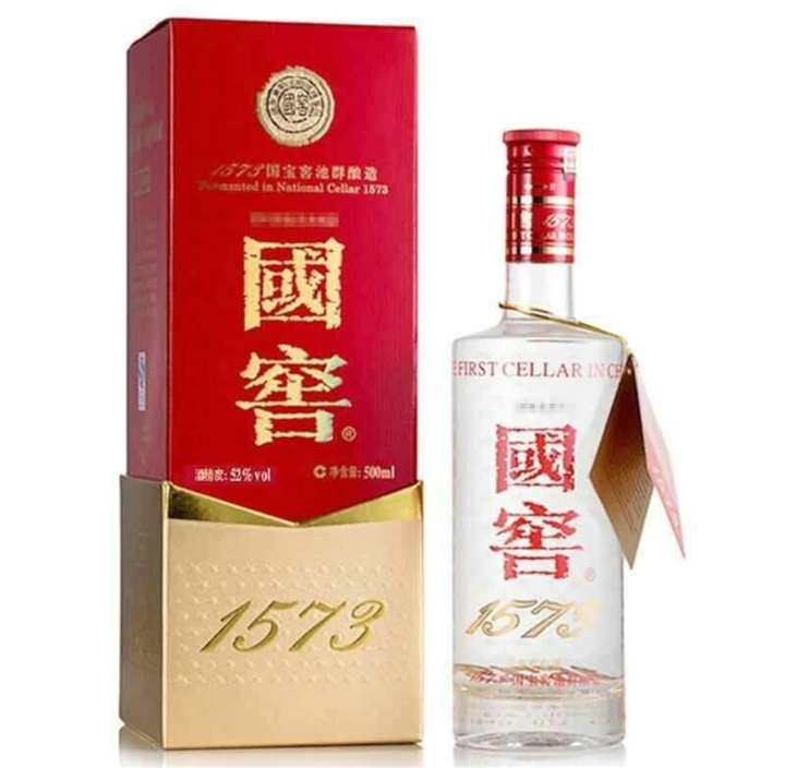 泸县大批回收百年郎酒 
