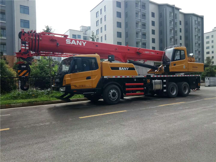 昆明市呈贡区吊车出租 