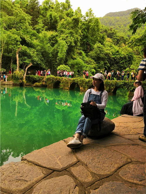 西江苗寨旅游包车 